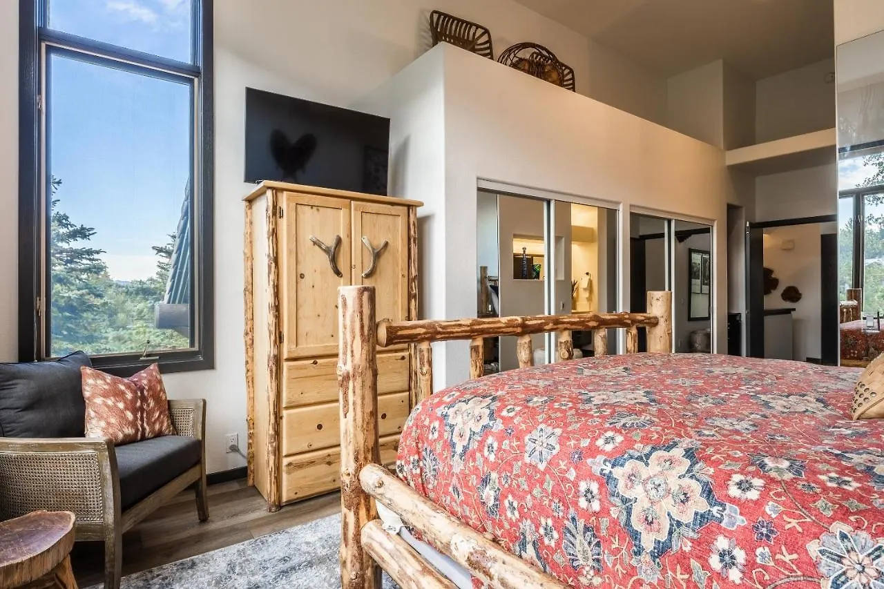 Holiday home Great Views Fully Renovated Luxury 4 Bedroom 3 Full Bathrooms And Half Bath Snowcreek 732 Phase V Mammoth Lakes